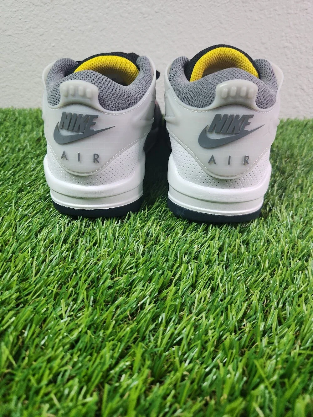 Jordan Air Jordan 4 RM BG PRM Boys' Sneakers White/Grey/Black Size 6Y